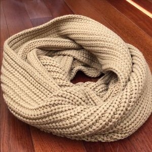 J Crew Chunky Infinity Scarf in Camel Color